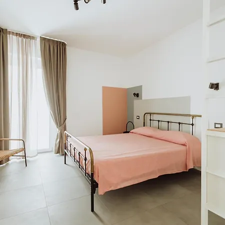 Vico Boito 바스토