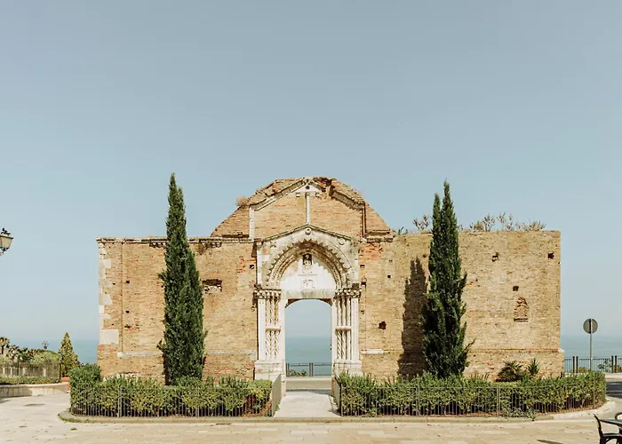 Vico Boito לינה וארוחת בוקר 3*