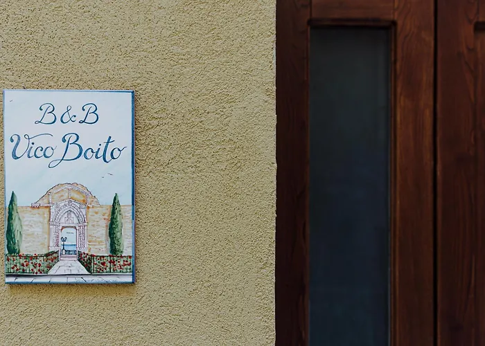 לינה וארוחת בוקר Vico Boito 3*